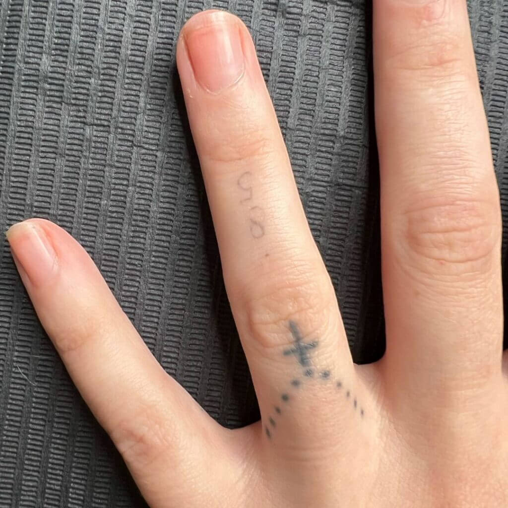 Before and after finger fix up. Cheers Char! | Finger tattoo for women,  Small finger tattoos, Knuckle tattoos